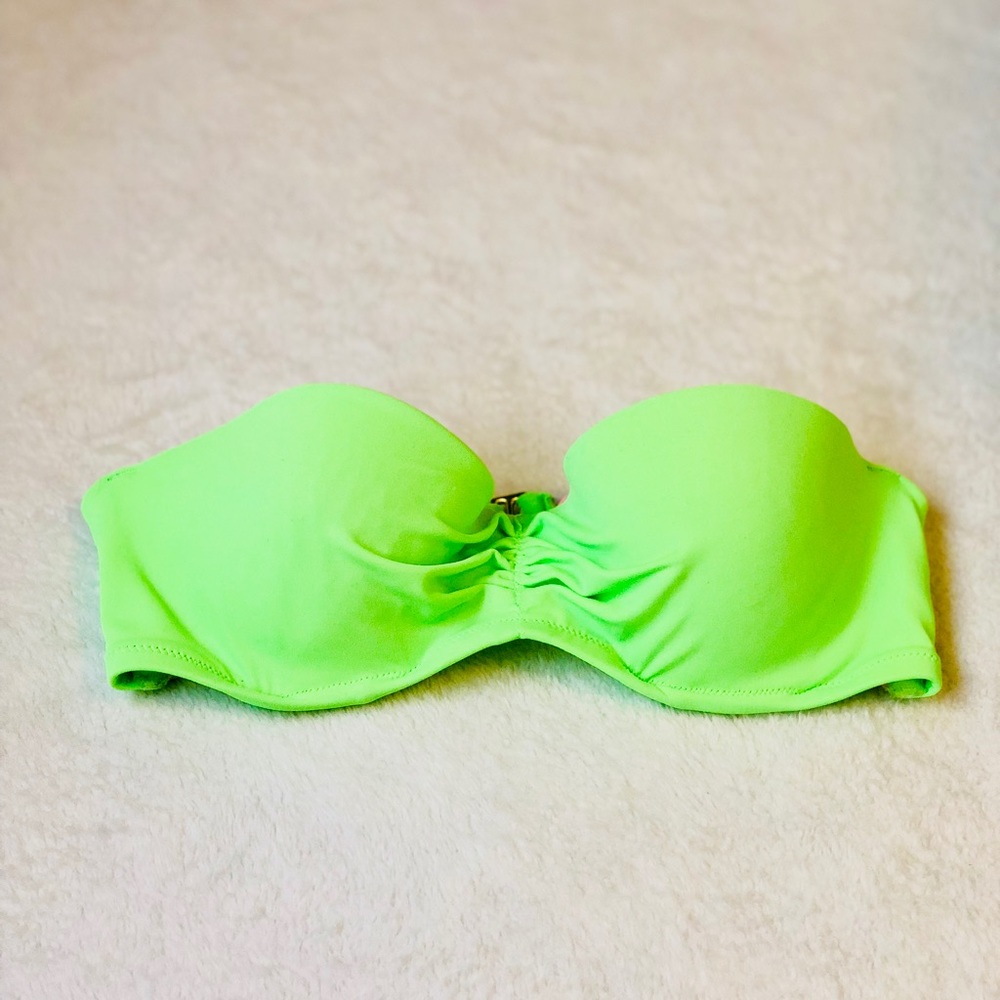 Victoria’s Secret Bathing Suit Top